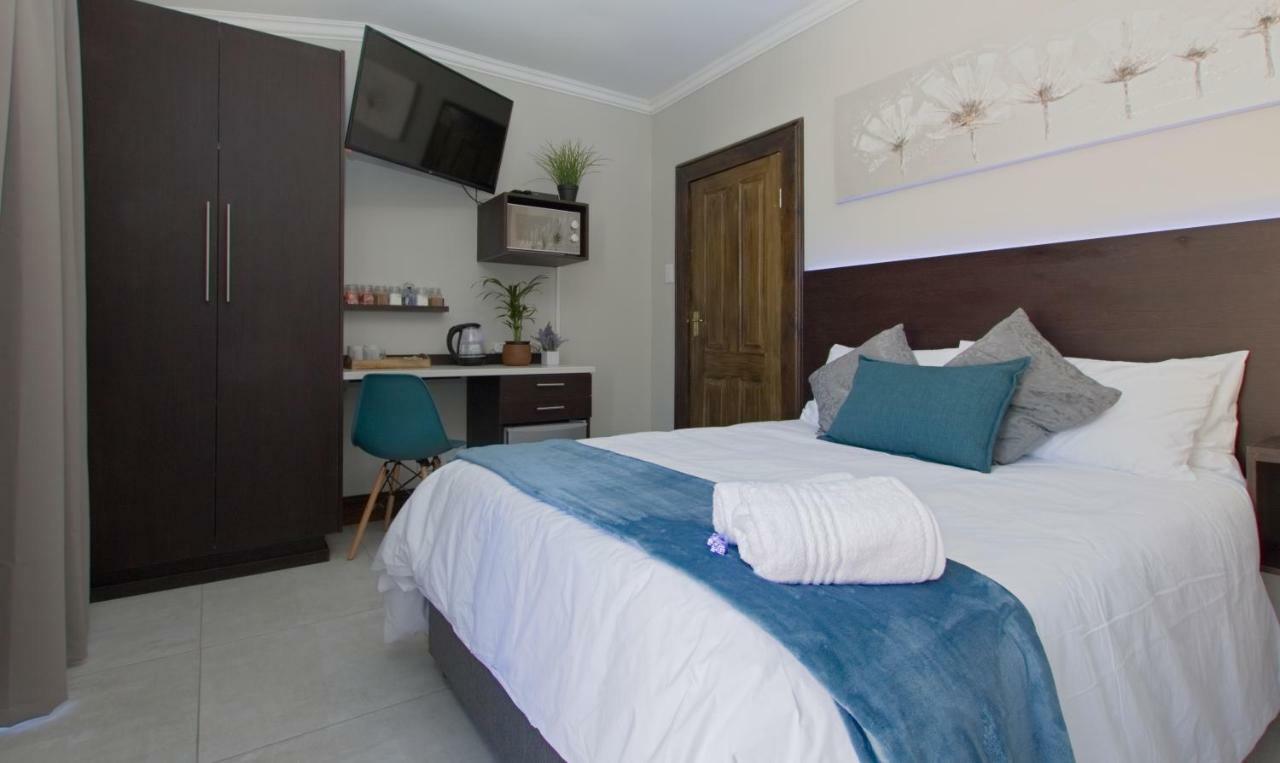 Royal Palms Guest House Port Elizabeth Exterior photo