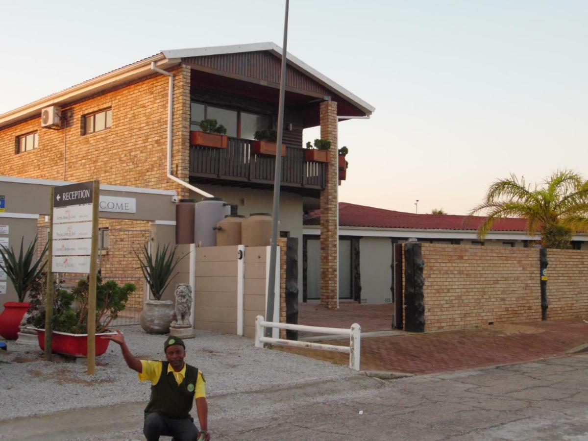 Royal Palms Guest House Port Elizabeth Exterior photo